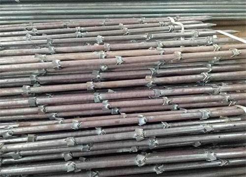 龙岗隧道钢花管